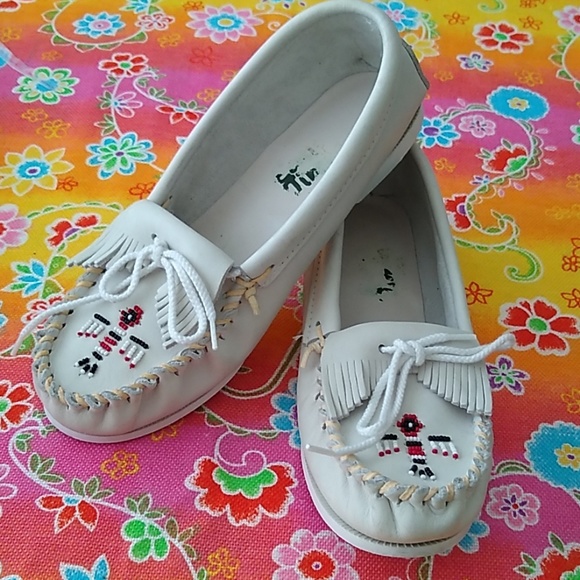 unknown Shoes - Thunderbird Boat Moccasins